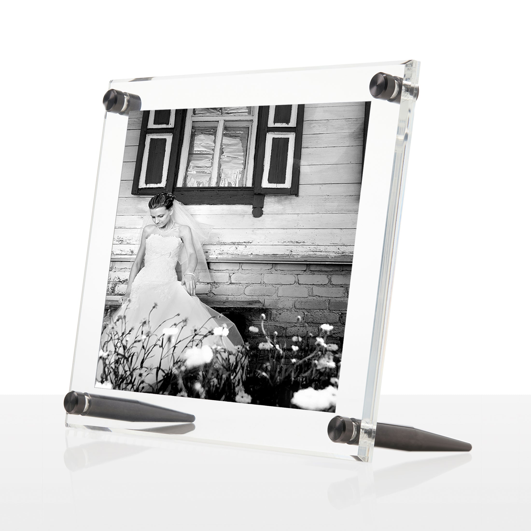 Acrylic Bevel Tabletop Float Frame for 5x7